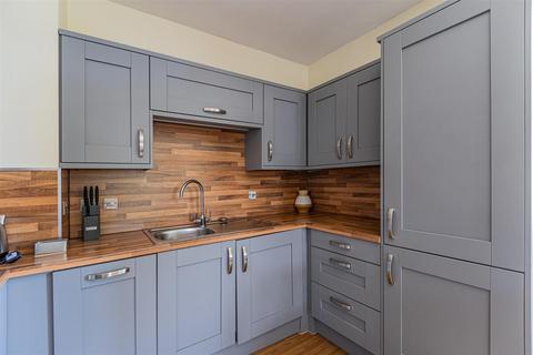 2 bedroom apartment to rent, Cathedral Road, Cardiff CF11