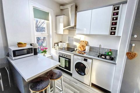 1 bedroom apartment for sale, Charmouth Grove, Lower Parkstone, Poole, Dorset, BH14