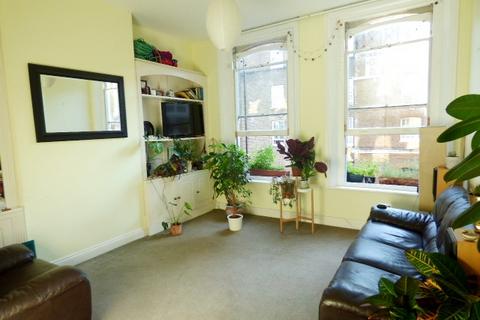 1 bedroom flat to rent, Albion Yard, Whitechapel Road, London E1
