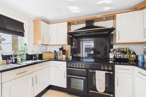 3 bedroom end of terrace house for sale, Mountsfield Close, Stanwell Moor, TW19