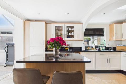 3 bedroom end of terrace house for sale, Mountsfield Close, Stanwell Moor, TW19