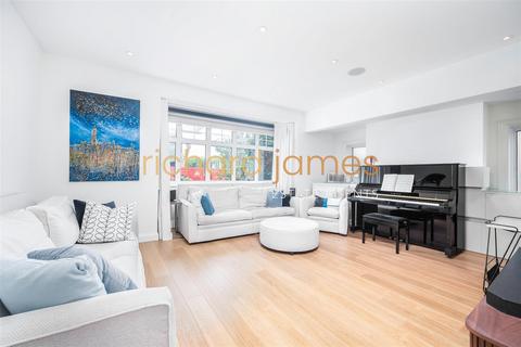 undefined, Limes Avenue, Mill Hill, NW7