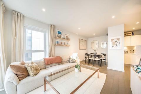2 bedroom flat to rent, York Way, London N7