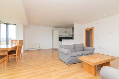 2 bedroom apartment to rent, Meadowside Quay Square, Glasgow