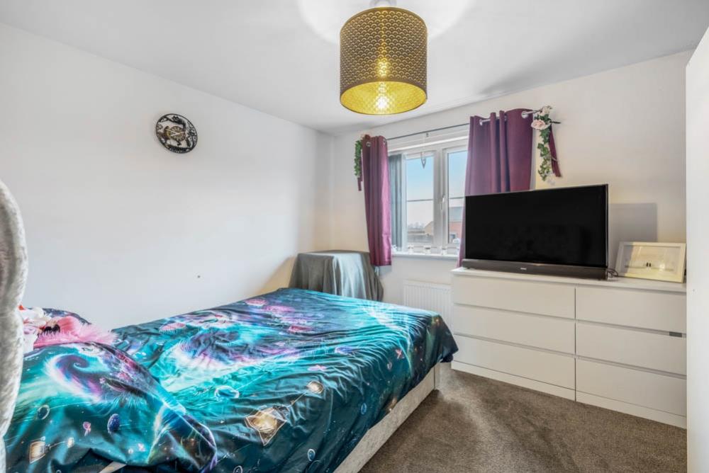 27 Arnhem Way (Spalding)-16