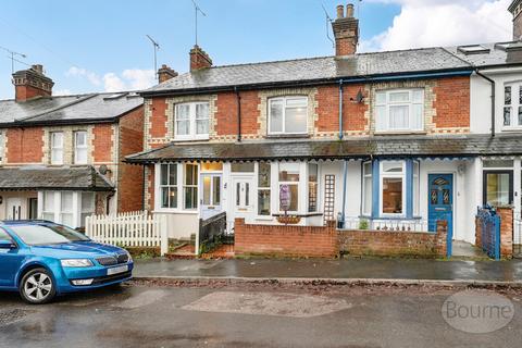 St. James Avenue, Farnham, Surrey, GU9