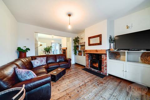 3 bedroom terraced house for sale, St. James Avenue, Farnham, Surrey, GU9