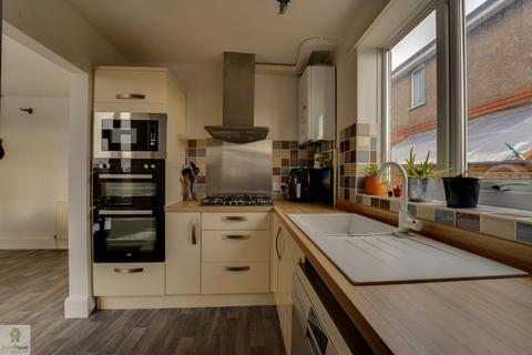 3 bedroom semi-detached house for sale, Tixall Road, Stafford, Staffordshire, ST16