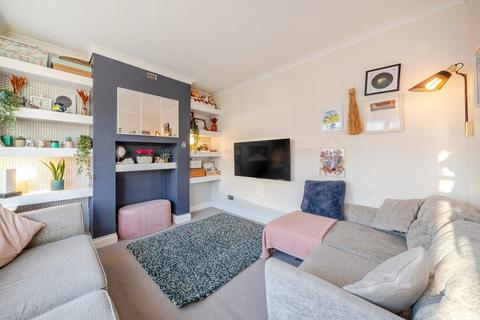 3 bedroom end of terrace house for sale, Cobham Avenue, New Malden, KT3