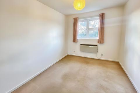 1 bedroom apartment to rent, Clarkes Drive, Uxbridge, UB8