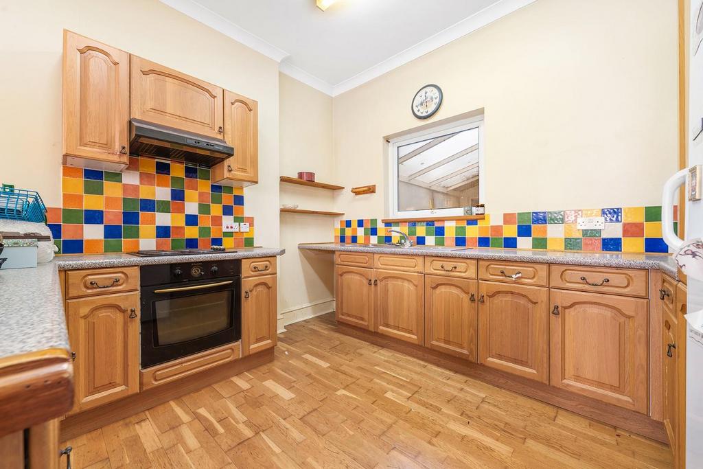 Kitchen.JPG