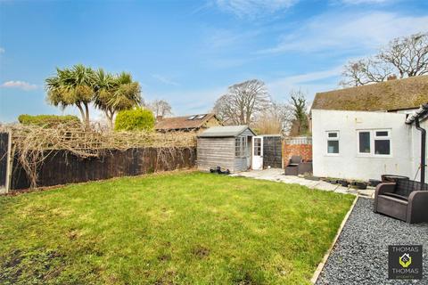 2 bedroom semi-detached house for sale, Rea Lane, Hempsted