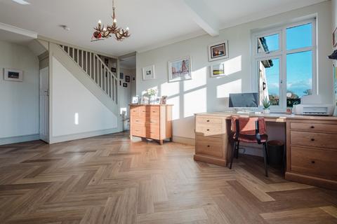 4 bedroom detached house for sale, Faulkners Lane, Mobberley