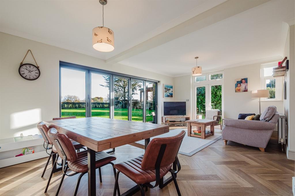 Open Plan Living Din