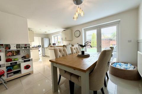 4 bedroom detached house for sale, Merthyr Tydfil CF47