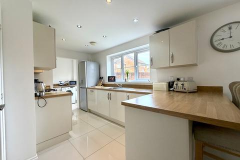 4 bedroom detached house for sale, Merthyr Tydfil CF47