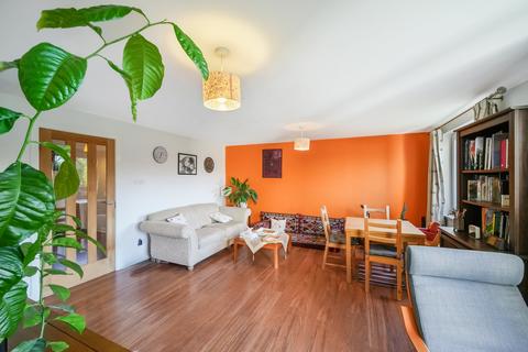 2 bedroom flat for sale, 4-4 New Mart Gardens, Edinburgh, EH14 1TZ