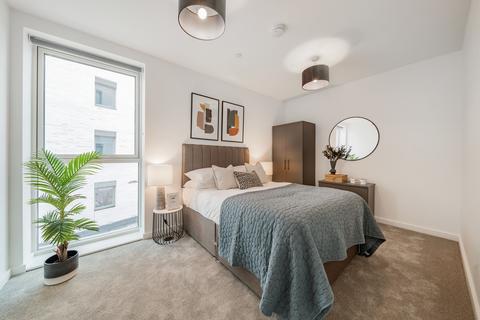 2 bedroom apartment to rent, 2 Woodlands Avenue, Acton W3