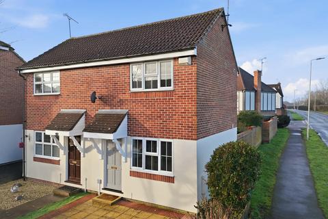 1 bedroom semi-detached house for sale, Arundel Close, Billericay