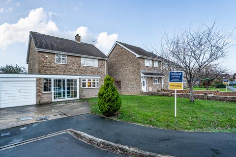 4 bedroom detached house for sale, Merlin Way, Covingham, Swindon, SN3