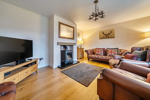 4 bedroom detached house for sale, Merlin Way, Covingham, Swindon, SN3