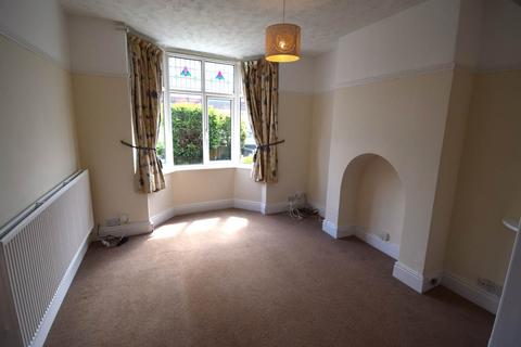 4 bedroom semi-detached house to rent, Fairfield Avenue, Whitby, Ellesmere Port