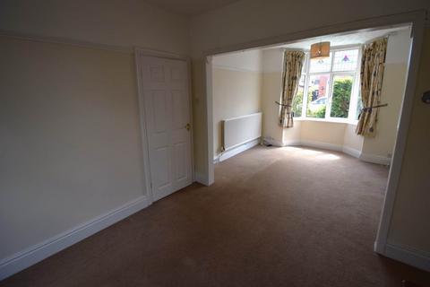 4 bedroom semi-detached house to rent, Fairfield Avenue, Whitby, Ellesmere Port