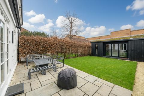 undefined, Churchill Close, Redhill, RH1