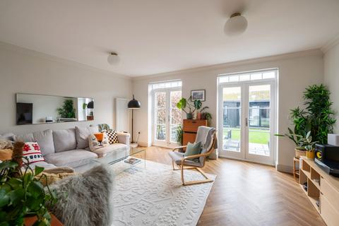 undefined, Churchill Close, Redhill, RH1
