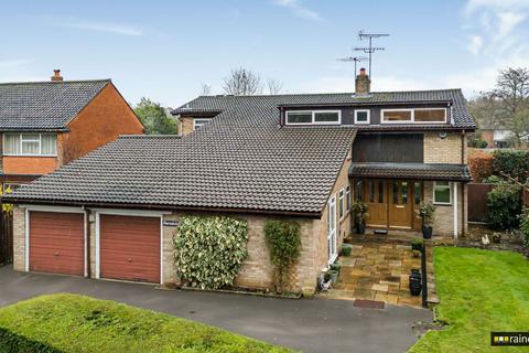 5 bedroom detached house for sale, Pleasant Rise, Hatfield