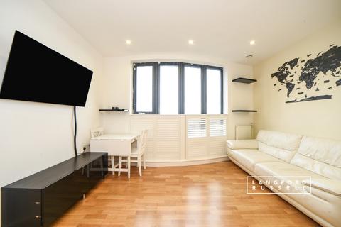 1 bedroom flat to rent, Station Road Sidcup DA15