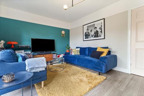 3 bedroom semi-detached house for sale, Bruce Avenue, Worthing