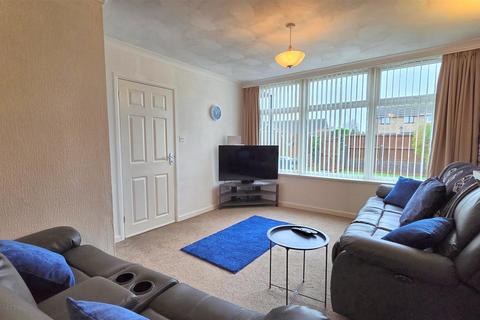 3 bedroom end of terrace house for sale, Beccles Road, Gorleston