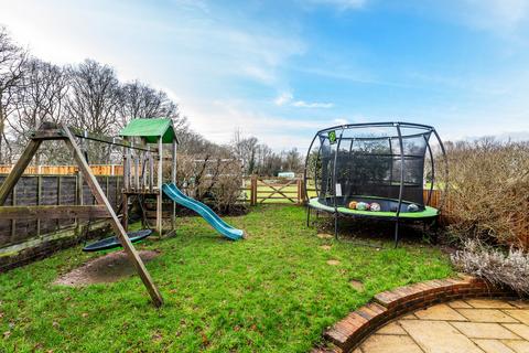 3 bedroom semi-detached house for sale, Cleves Road, Kemsing, Sevenoaks, Kent
