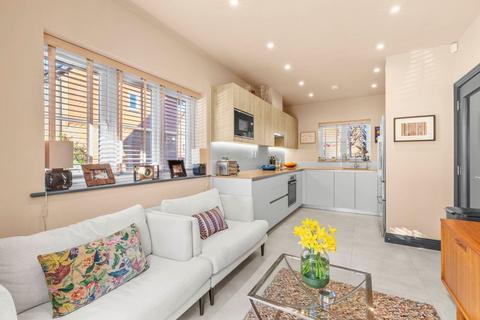 3 bedroom detached house for sale, Aspen Road, High Wycombe HP10