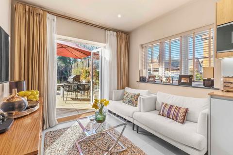 3 bedroom detached house for sale, Aspen Road, High Wycombe HP10