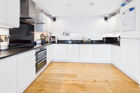 2 bedroom apartment for sale, Racecourse Road, Newbury, Berkshire, RG14