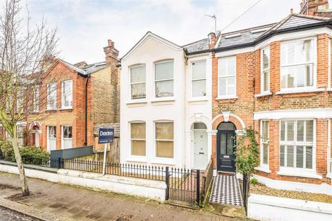 3 bedroom end of terrace house for sale, Scholars Road, London SW12