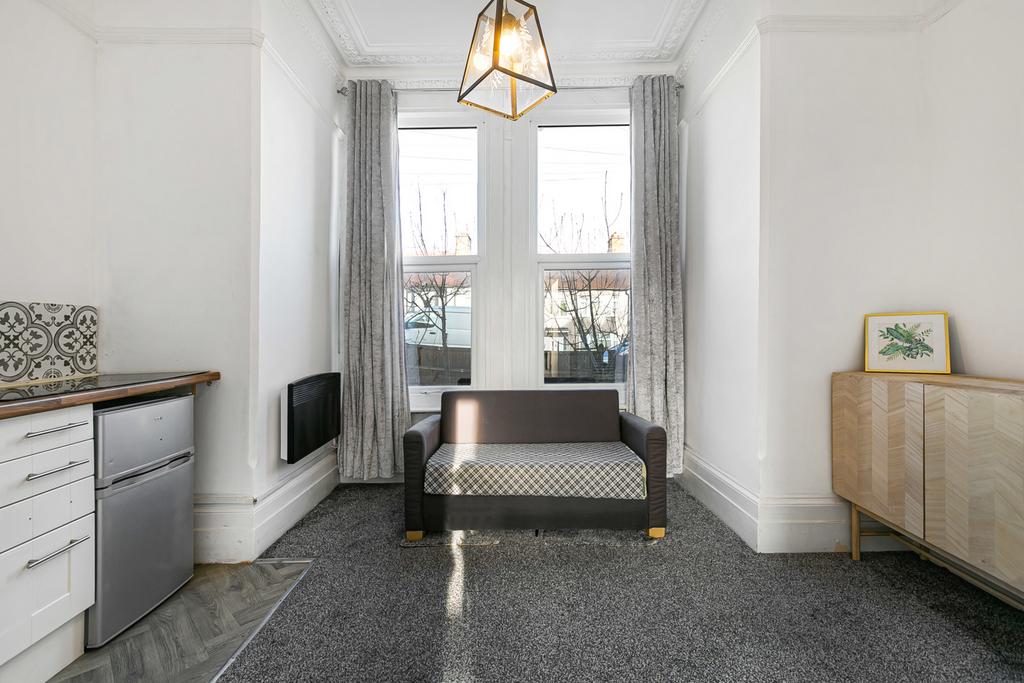 Reception/Kitchen