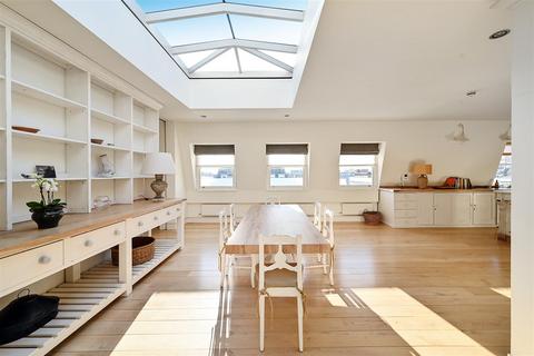 3 bedroom apartment for sale, Queen's Gate, South Kensington, SW7