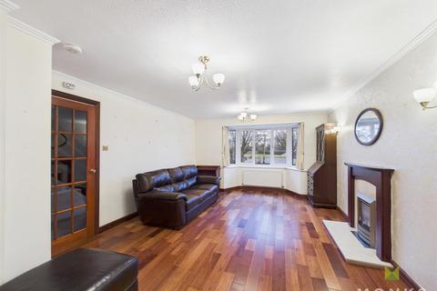 4 bedroom detached house for sale, Wedgefields Close, Hadnall, Shrewsbury