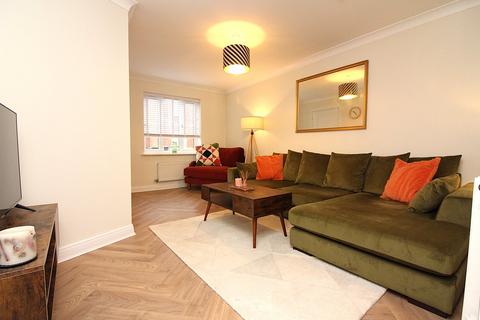 3 bedroom semi-detached house for sale, Marigold Way, Stotfold, Hitchin, SG5