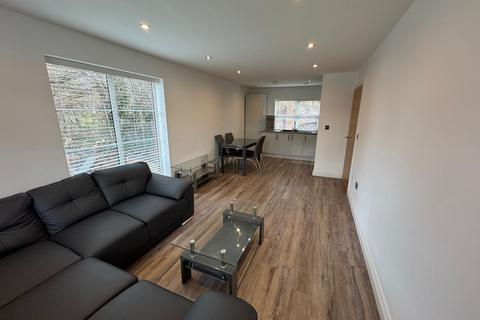 2 bedroom flat to rent, Mint Drive, Hockley, B18