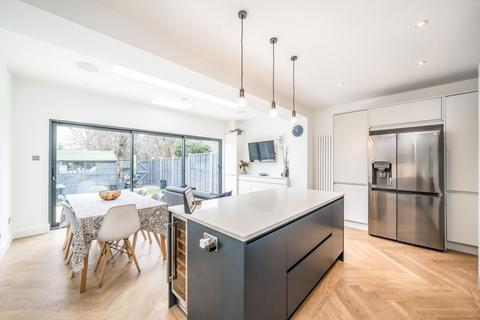 4 bedroom terraced house for sale, Caithness Road, Mitcham CR4