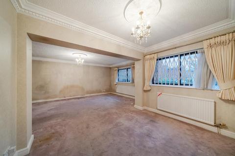 2 bedroom flat for sale, Spencer Close,  Finchley,  N3