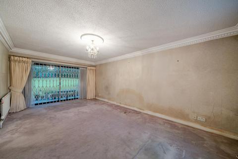 2 bedroom flat for sale, Spencer Close,  Finchley,  N3
