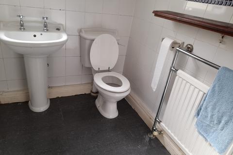 1 bedroom terraced house to rent, London, E15
