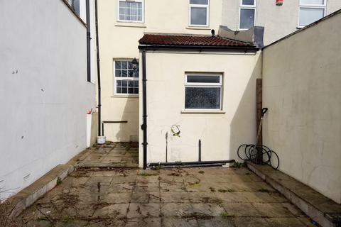 1 bedroom terraced house to rent, London, E15