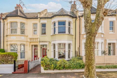 2 bedroom ground floor flat to rent, Hartland Road, NW6