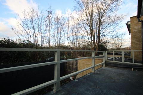1 bedroom flat for sale, London SE25